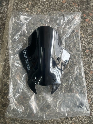 Windshield for Nmax 23-24 like new, for 2023 and 2024 models