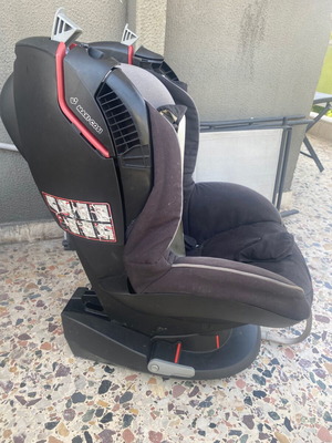 Maxi Cosi Pebble car seat used