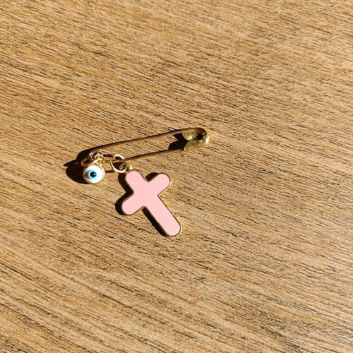 Protective pin with eye and cross pink enamel like new