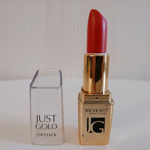 Revers lipstick like new