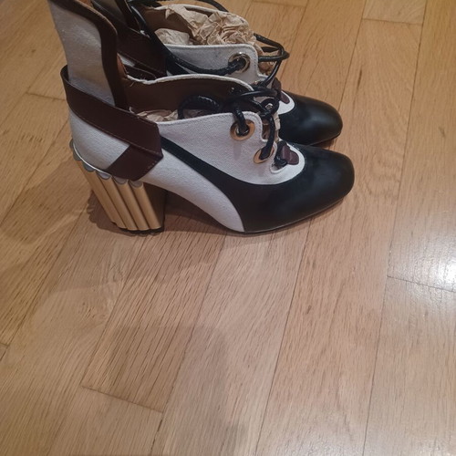 Booties new, size 38, white and black