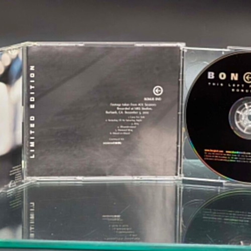 Bon Jovi The Greatest Hits CD like new, rock