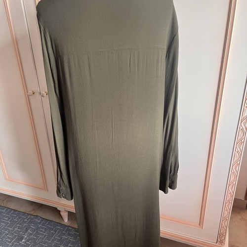 Dress shirt style Bershka green size S like new