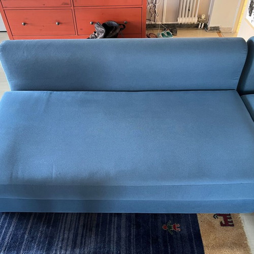 Corner sofa like new, renovated in very good condition