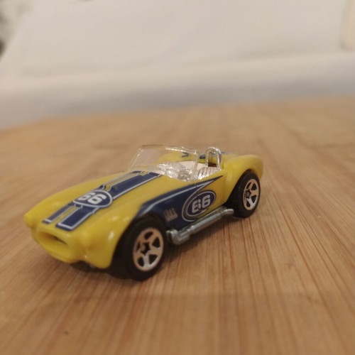 Hot Wheels Color Shifters Shelby Cobra 427 S/C 1:64 like new