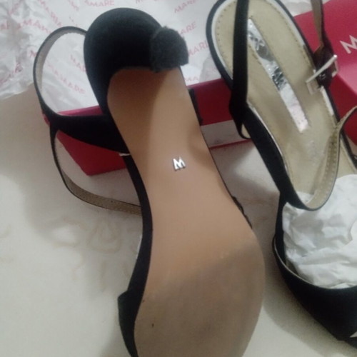 MariaMare leather sandals size 39 like new