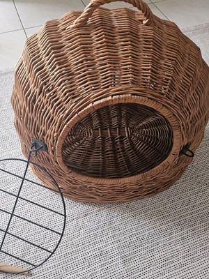 Trixie cat cage-bed like new made of natural willow