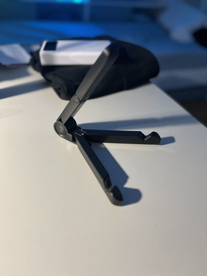 Tablet and phone stand new, portable and comfortable