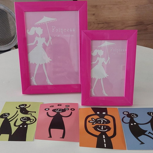 Photo Frame Set with 4 Collectible IKEA Art Cards, like new