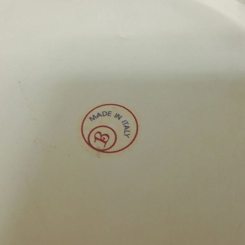 Decorative plate with ancient design like new, base from Italy