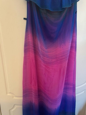 Strapless maxi dress used, one size, blue and pink