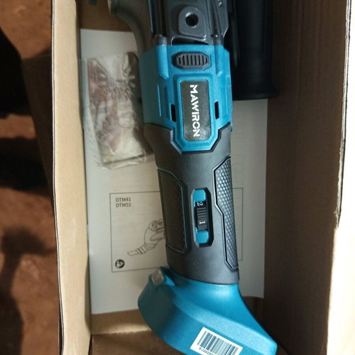 Cutting and grinding machine new, works with Makita batteries