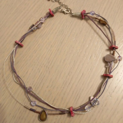 Necklace with designs used, multicolored
