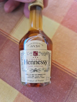 Hennessy Cognac collectible miniature 0.03l like new