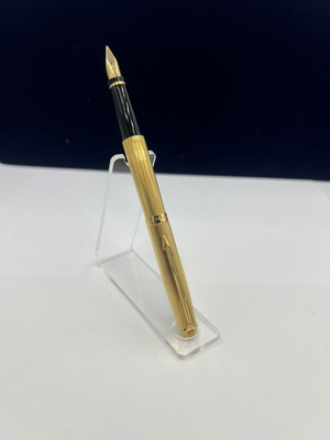 Parker 75 fountain pen with 14k gold nib like new