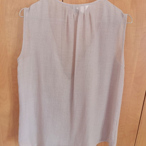 BCBGMAXAZRIA clothing set with pleated maxi skirt and matching top, like new, size small