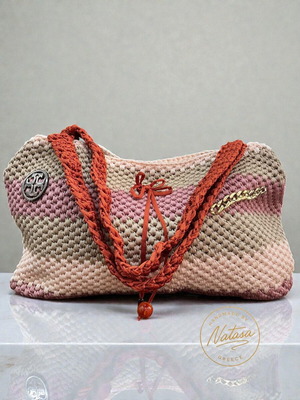 Χειροποίητη πλεκτή τσάντα ώμου σε ροζ και γκρι αποχρώσεις
