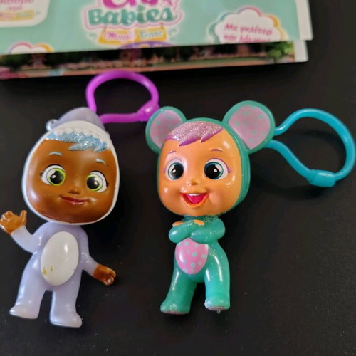 Cry Babies Magic Tears keychain like new, Fantasy series with glitter