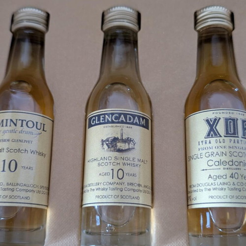 Whiskey miniature collectible gift set new