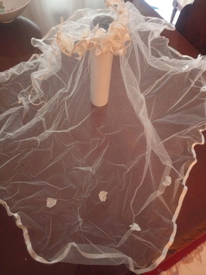 Wedding veil with lemon blossom 1950 like new