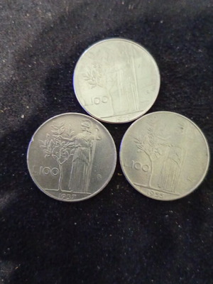 Italian 100 Lire Coin set of 3 like new, 1956-1979