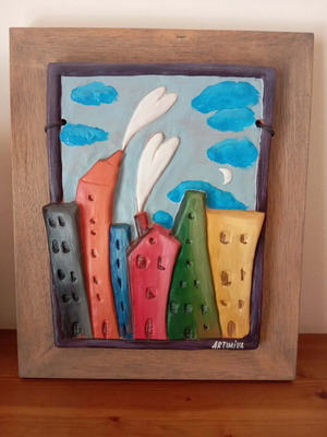 Artimiva ceramic frame like new with 3D depiction in wooden frame