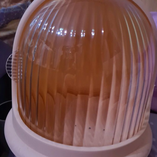 Cosmetics storage container like new