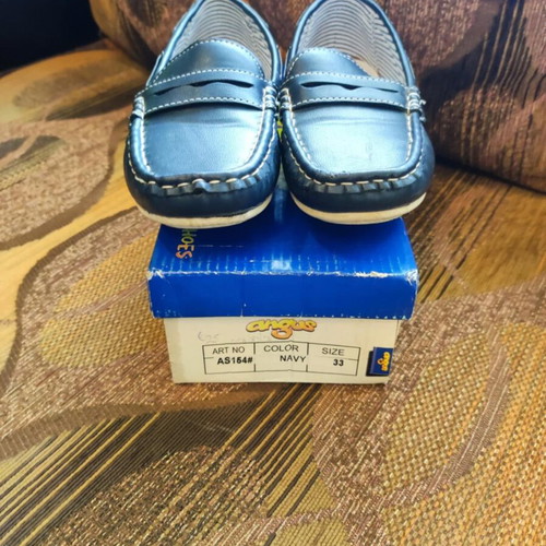 Moccasins size 33 used, blue