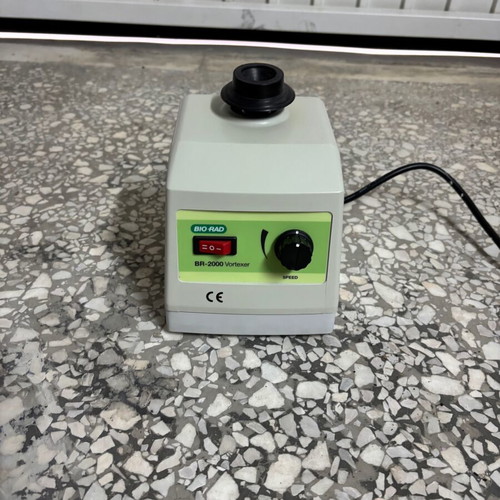 Vortex mixer 3000 rpm used with touch activation