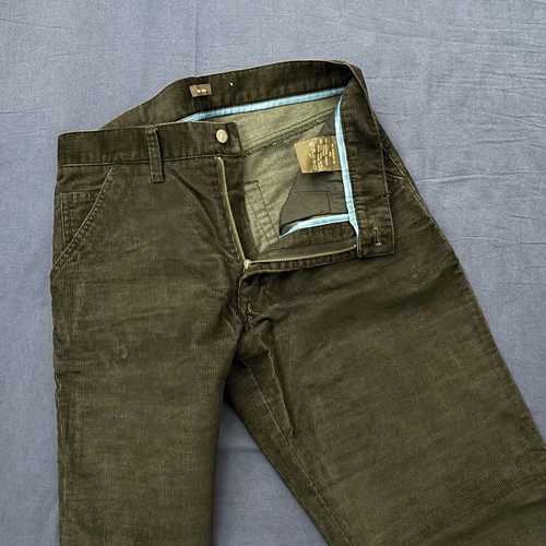 Celio black corduroy pants used, size 40