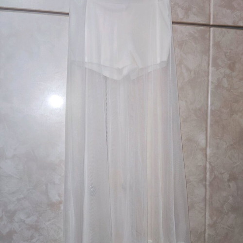White shorts with long mesh tulle like new