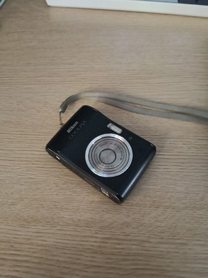 Nikon Coolpix camera used, unknown working condition