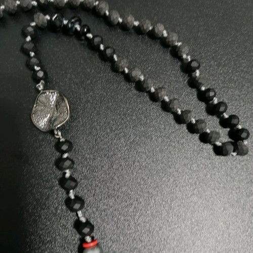 Long necklace like new