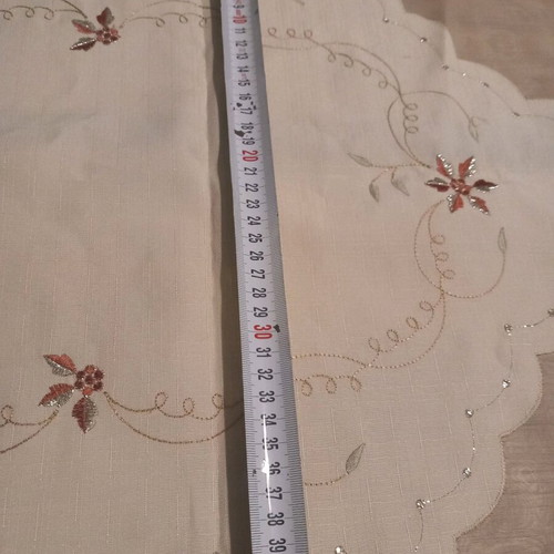 Embroidered runner new with beautiful design