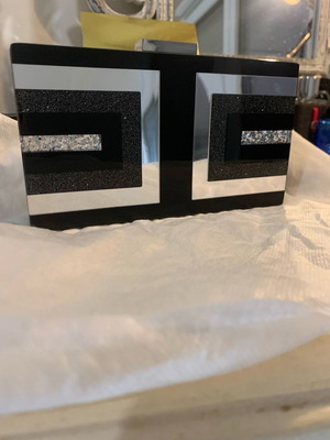 Clutch Olga Berg σαν καινούργιο, μαύρο με ασημί καθρέφτη και αλυσίδα