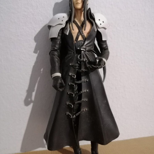 Final Fantasy 7 Sephiroth figure Play Arts used, without sword and base