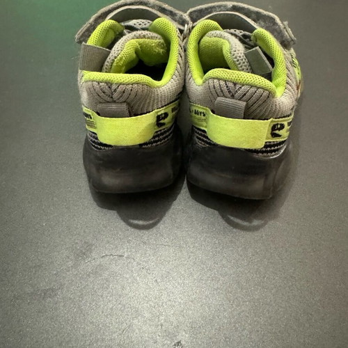 Bull Boys shoes used, size 26, gray, lights not working