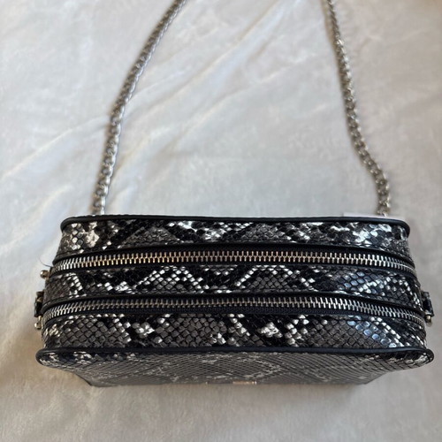 Animal print bag new with 2 compartments and ample storage space