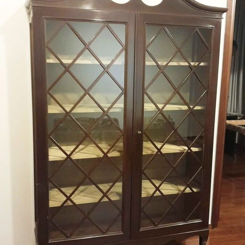 Vintage Saridis Display Cabinet 1950s like new