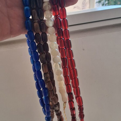Set of 6 new plastic resin worry beads