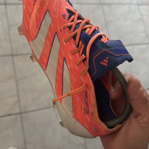 Adidas Predator football shoes like new, size 40.5, red