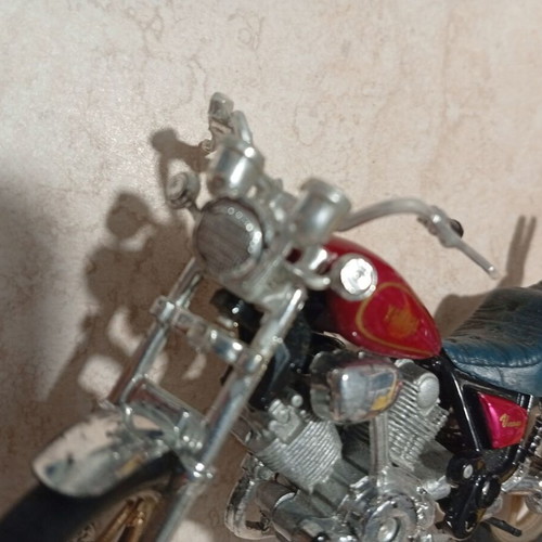 Maisto Yamaha Virago XV1000 motorcycle model used, 1:18 scale