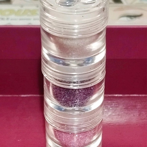 Essence Loose Glitters pack of 5, new