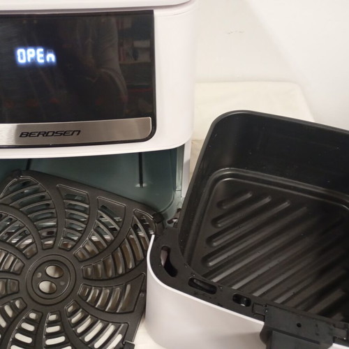 Air fryer 6.5 liter like new, good working condition