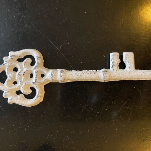 Decorative key white like new, metal 12 cm