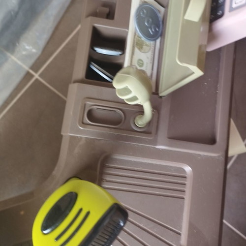 Supermarket toy used with scanner sound and accessories