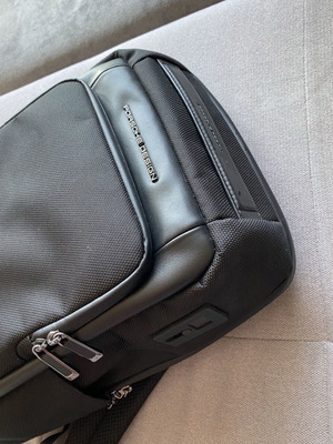 Σχεδιαστική τσάντα πλάτης Porsche Design νέα, μαύρη