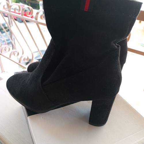 Women's boots new black suede with red collar and 8cm heel