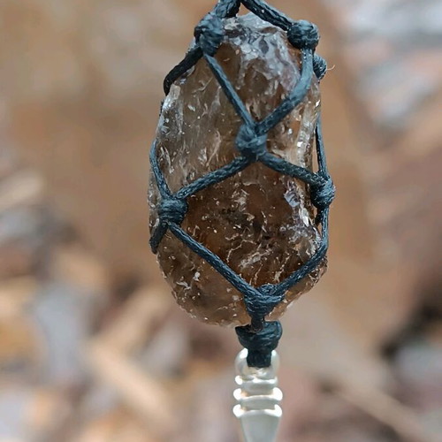 Macrame necklace with smoky quartz new, handmade unisex