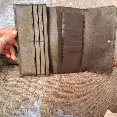 DKNY Leather Wallet Brown like new vintage distressed look